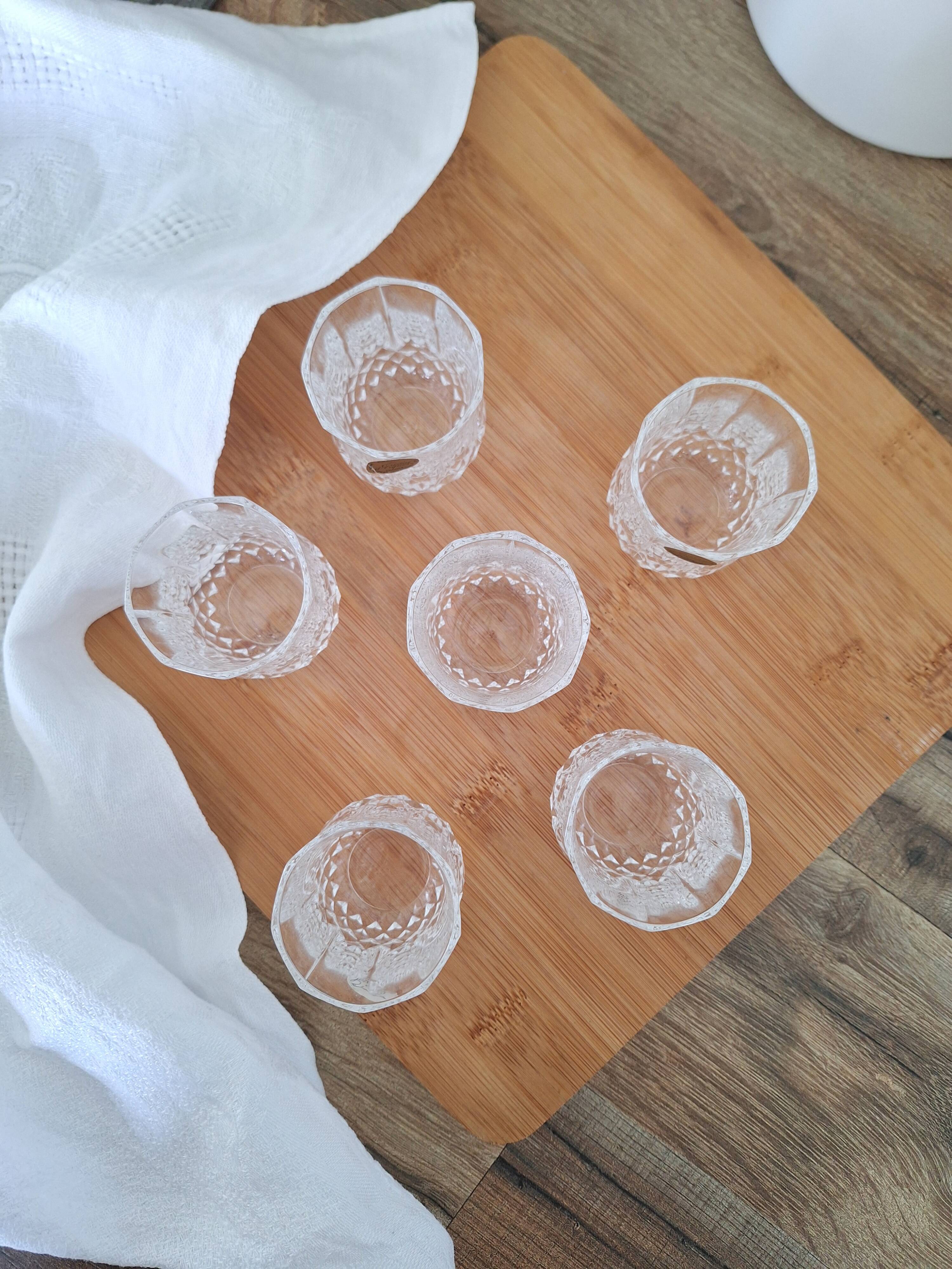 Crystal liqueur glasses from Arques