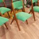 5 chaises pieds compas