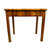 Biedermeier desk in 19th century cherry veneer