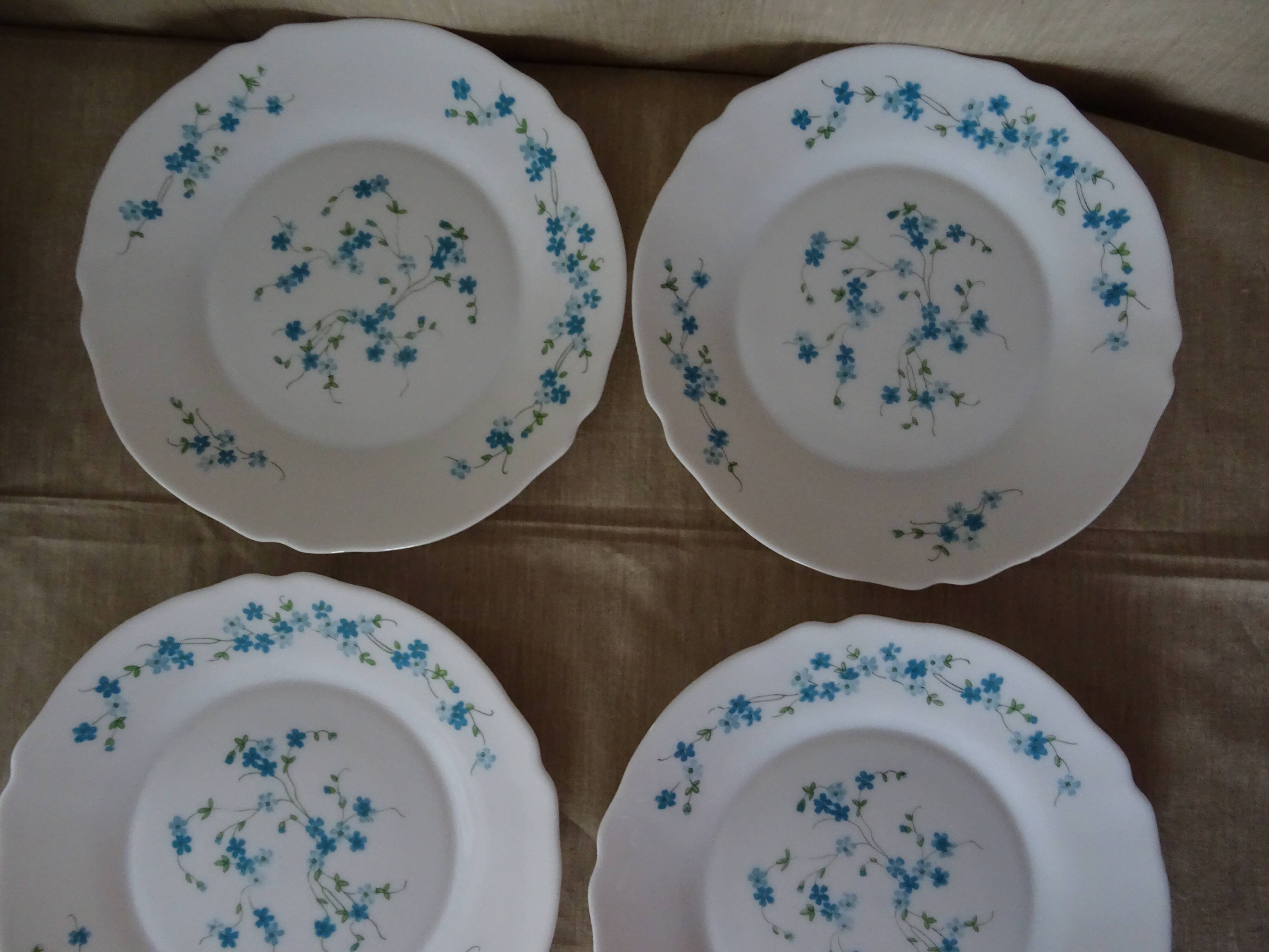 18 Plates Flat Desserts Hollow VERONICA BLUE FLOWERS Arcopal forget-me-not Lot EJ