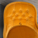 Apricot toad armchair