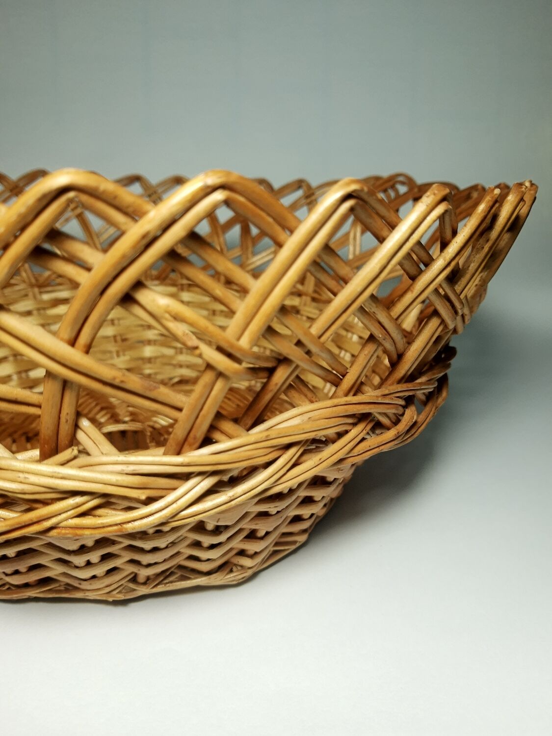 Vintage round wicker basket