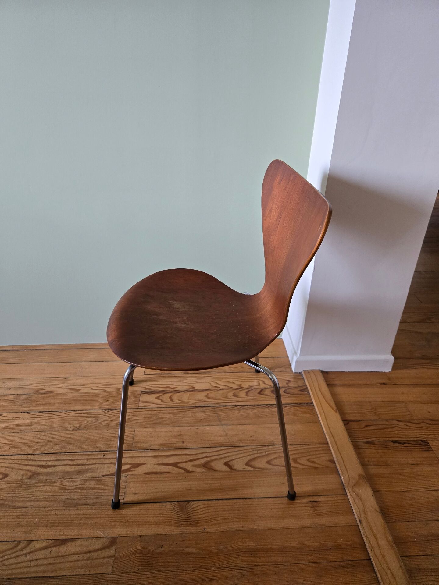 4 chaises Jacobsen série 7 de 1968 - Fritz Hansen
