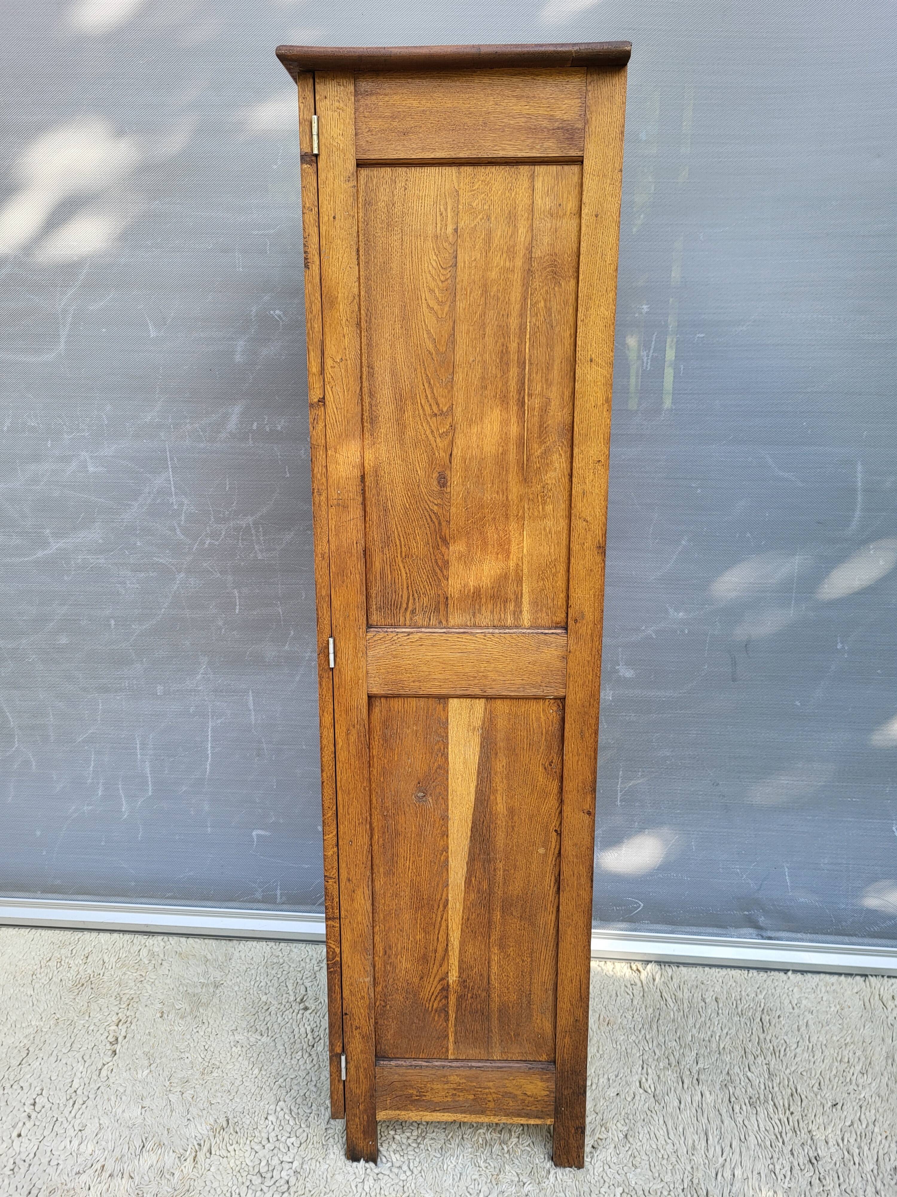 Trade furniture 257 Art Deco bookcase 1925