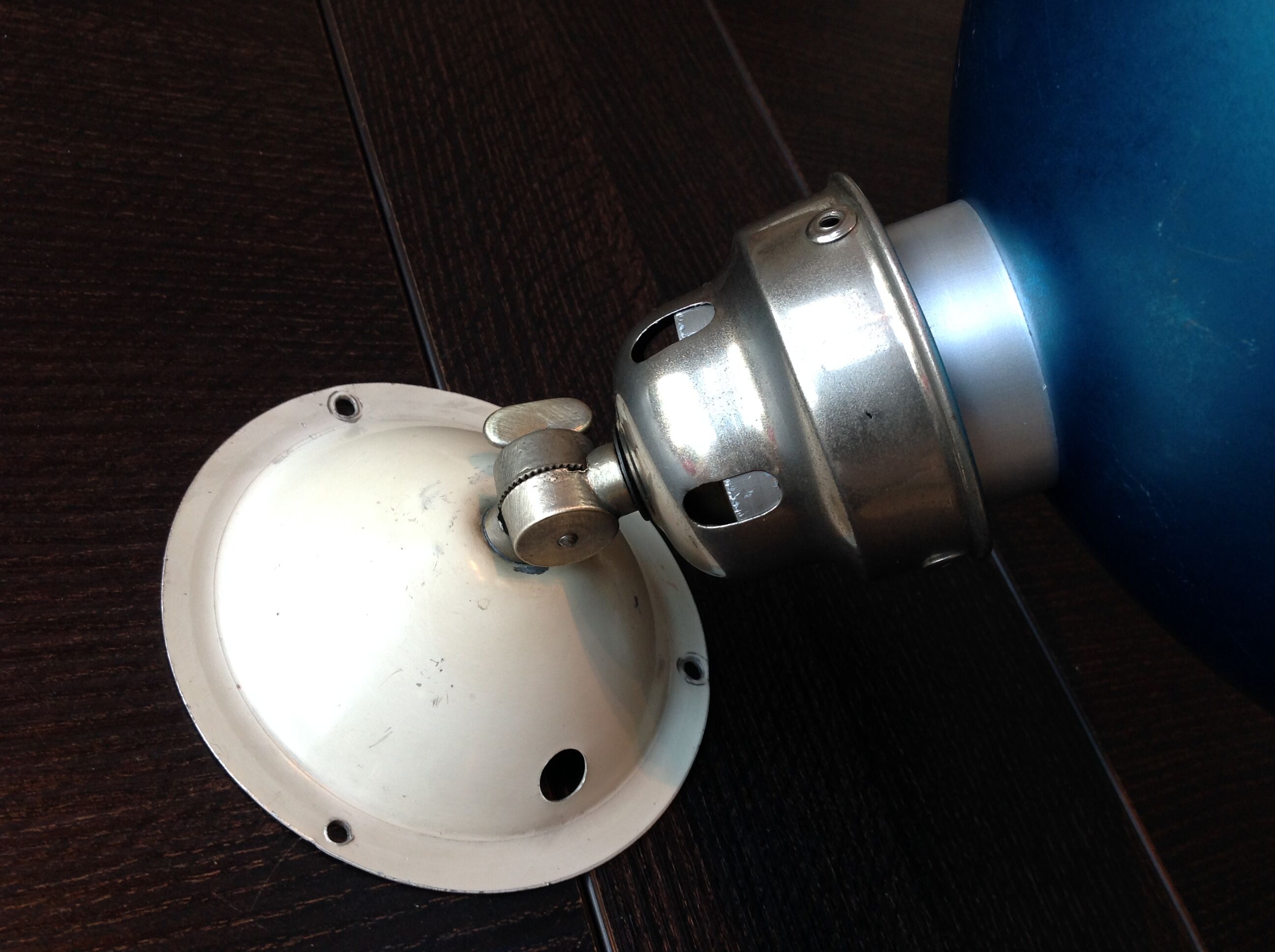 Adjustable metal wall lamp industrial style / vintage 60s