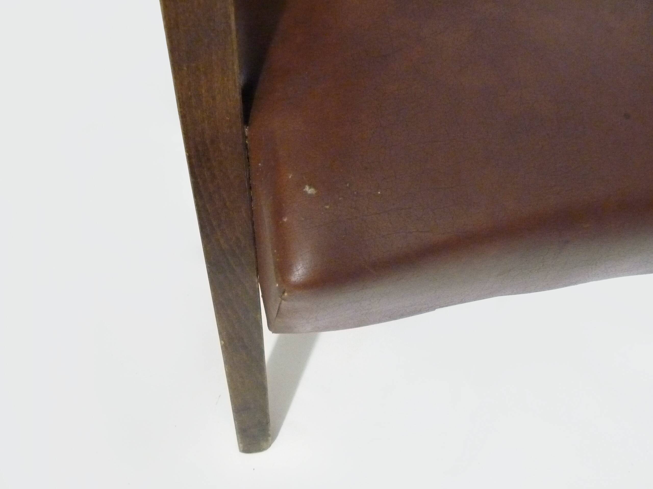 Pair of Scandinavian armchairs in brown leatherette and wood from the 50s and 60s