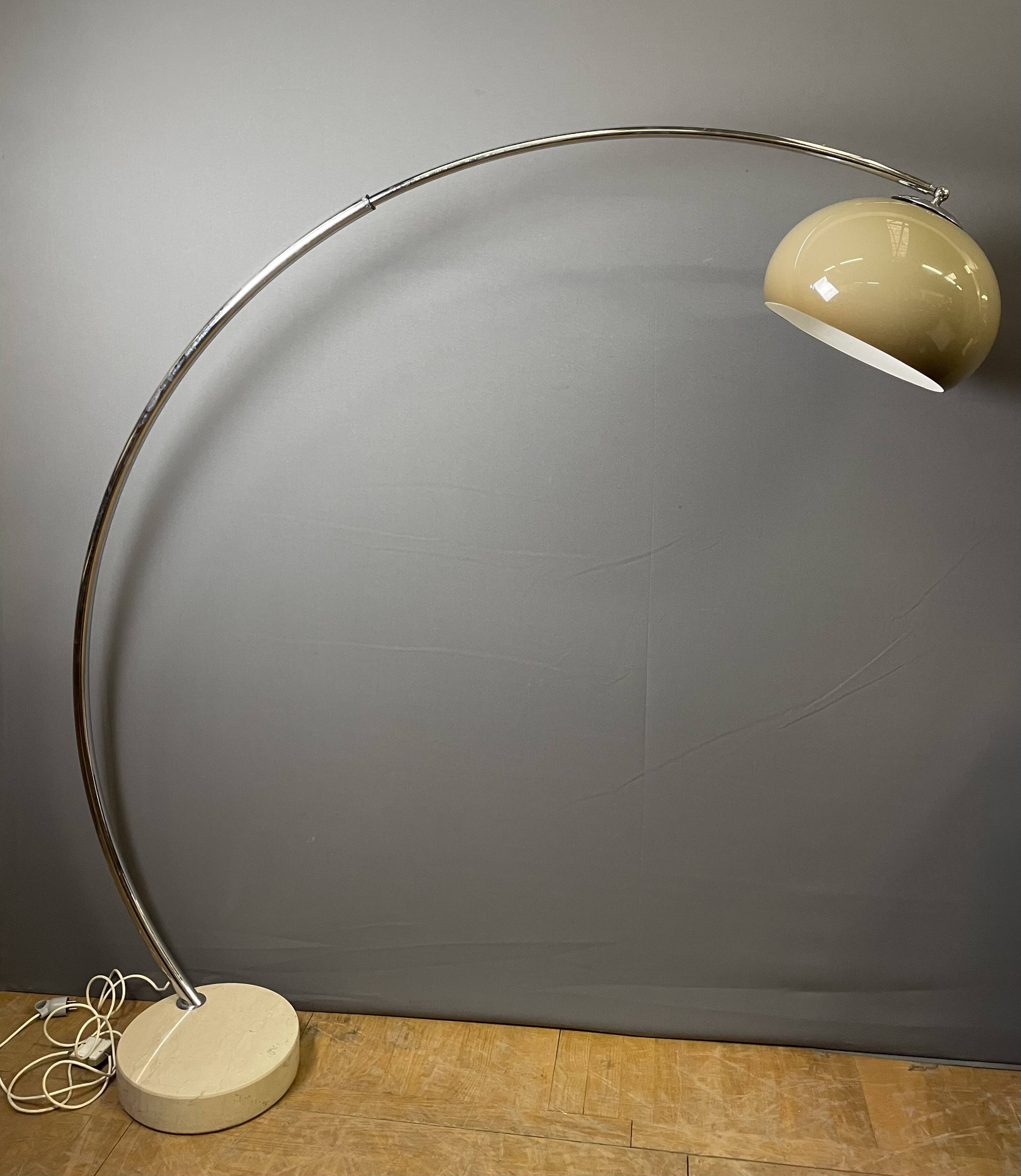 Arc floor lamp circa 1970