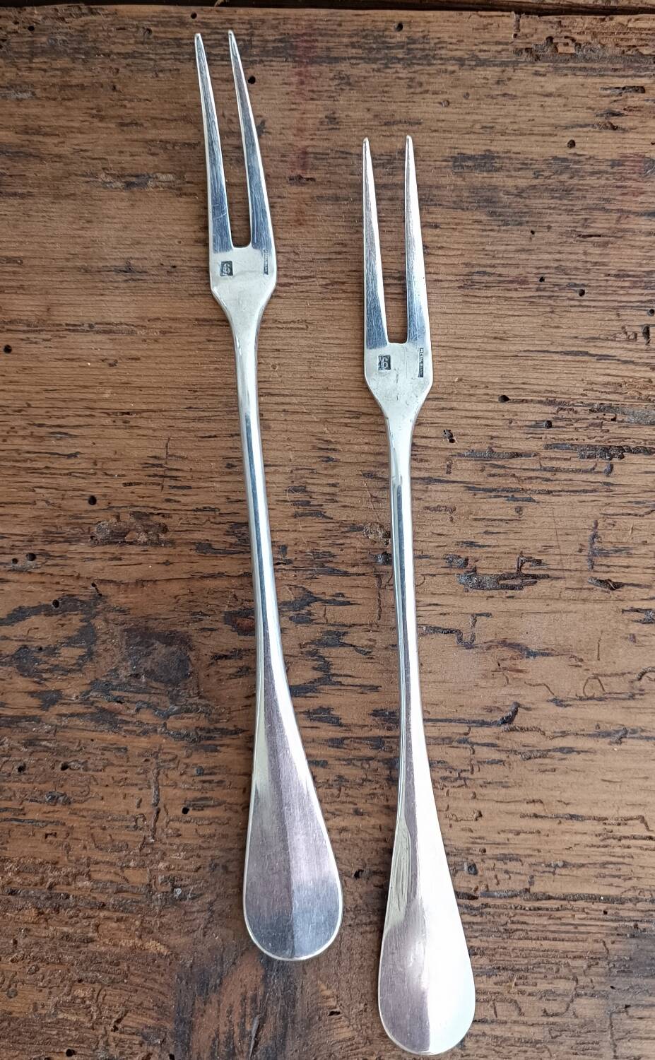 2 snail forks