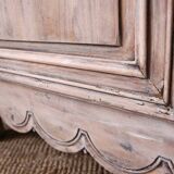 Patinated and sculpted buffet