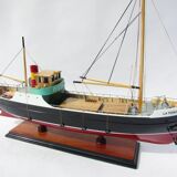 Tintin - Model of the Boat The Golden Toison' - The Mystery of the Wooden Golden Toison 60 cm
