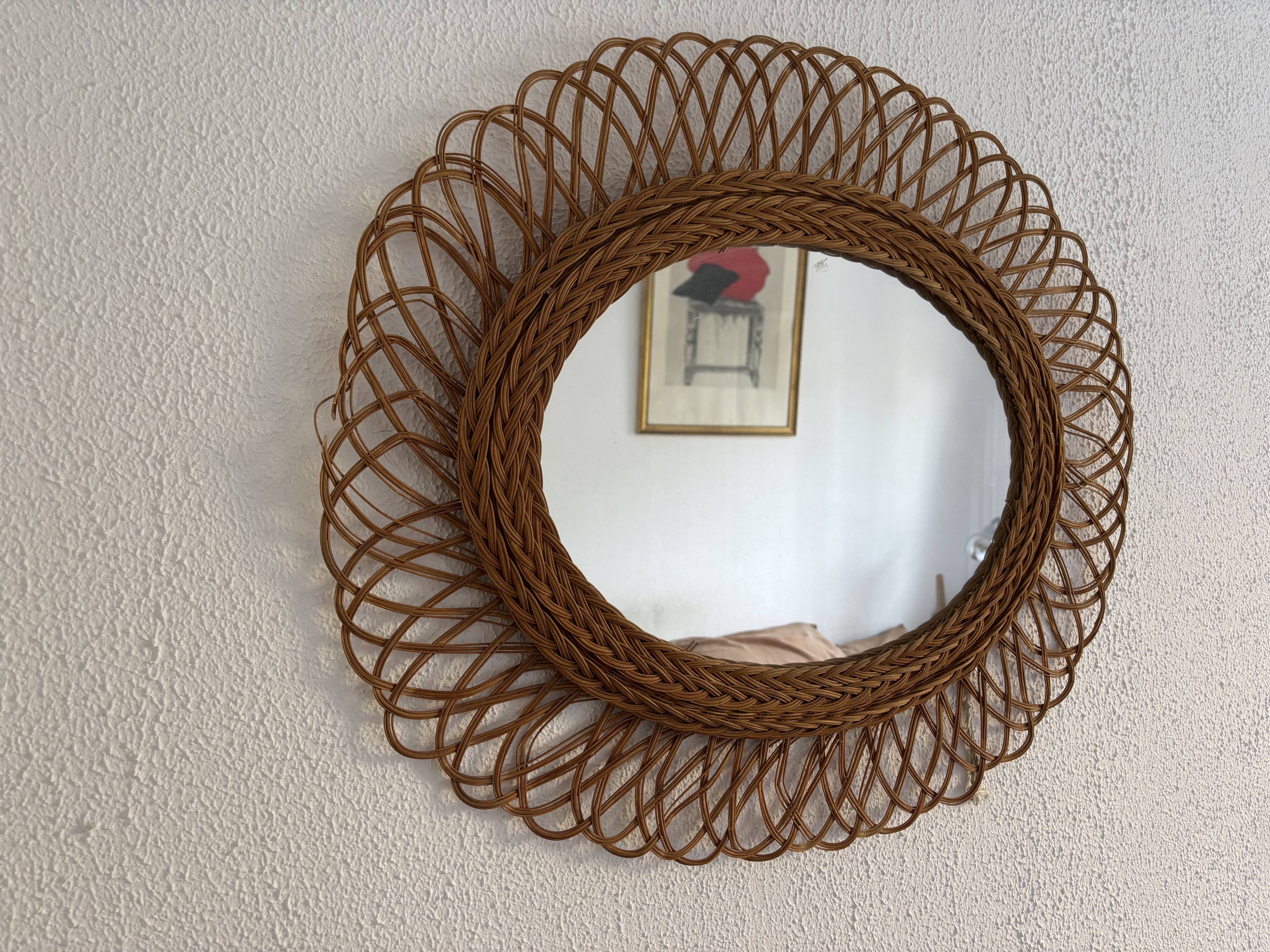 Vintage 1960 sun flower rattan wicker mirror - 68 x 58 cm