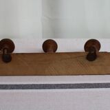 Ancien porte-manteaux en bois
