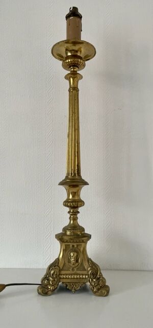 Lamp pique candle gilded bronze 60 cm, nineteenth century.