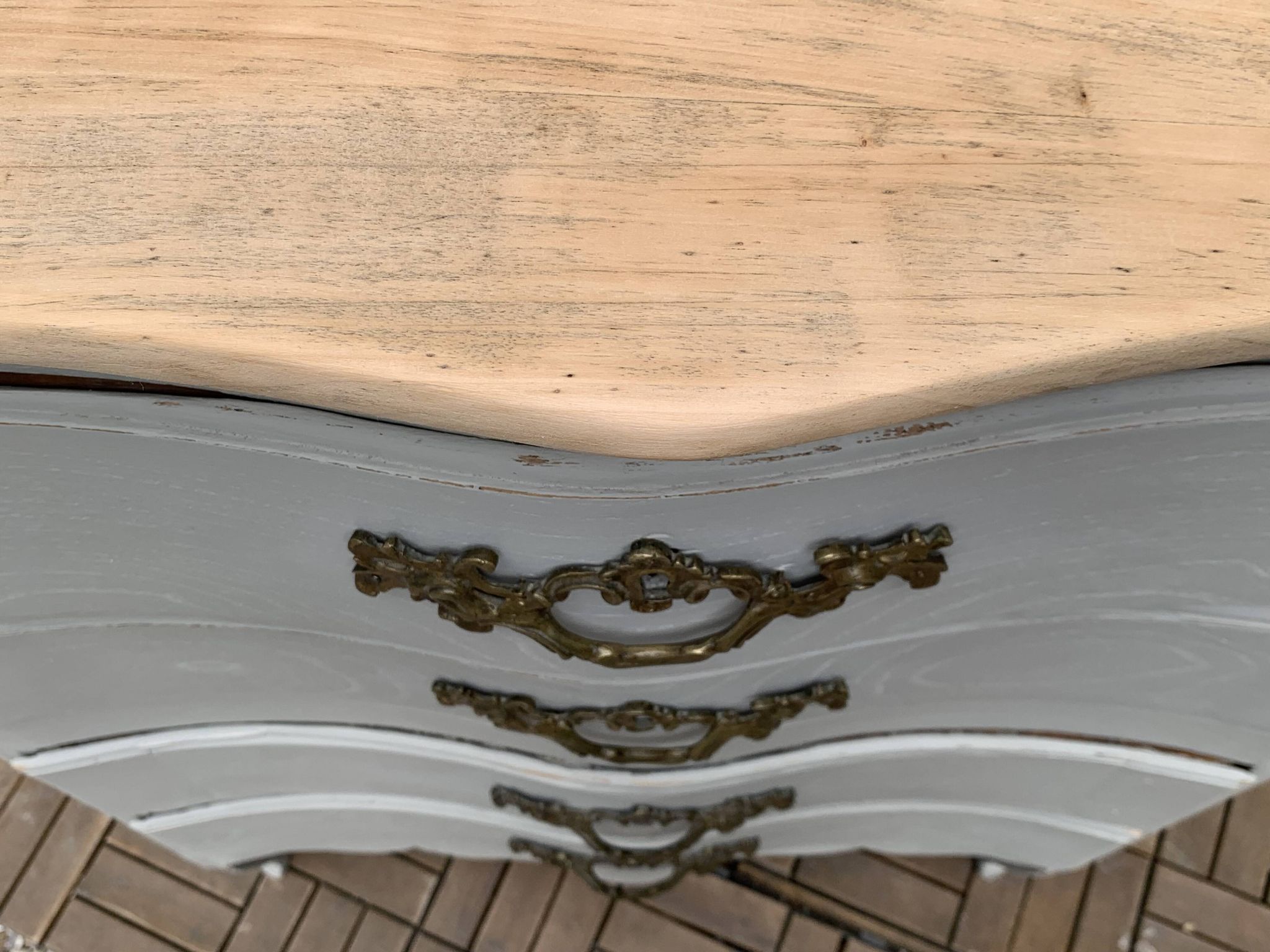 Louis XV style commode 1900