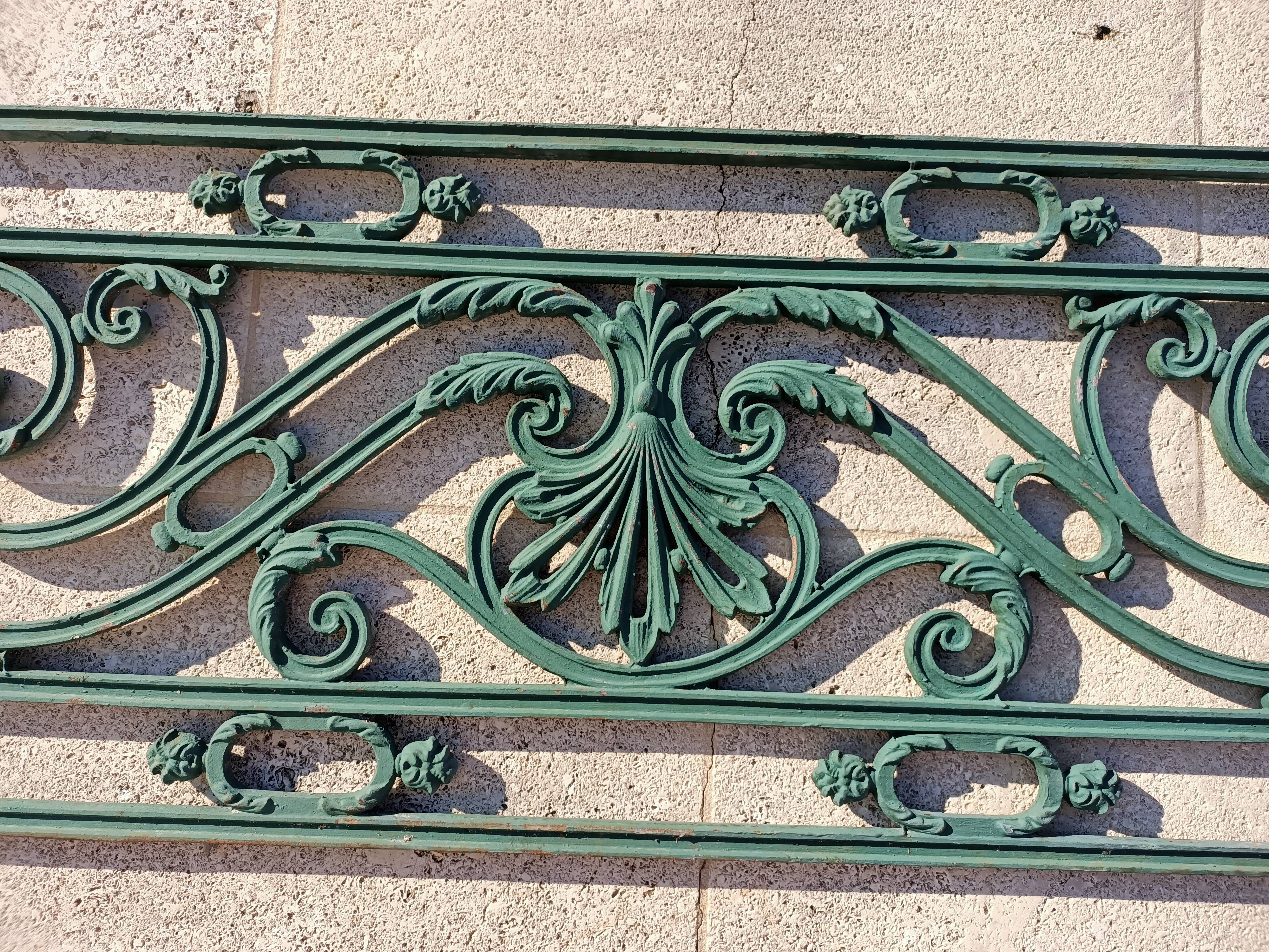 Double-sided cast iron railing 45x141