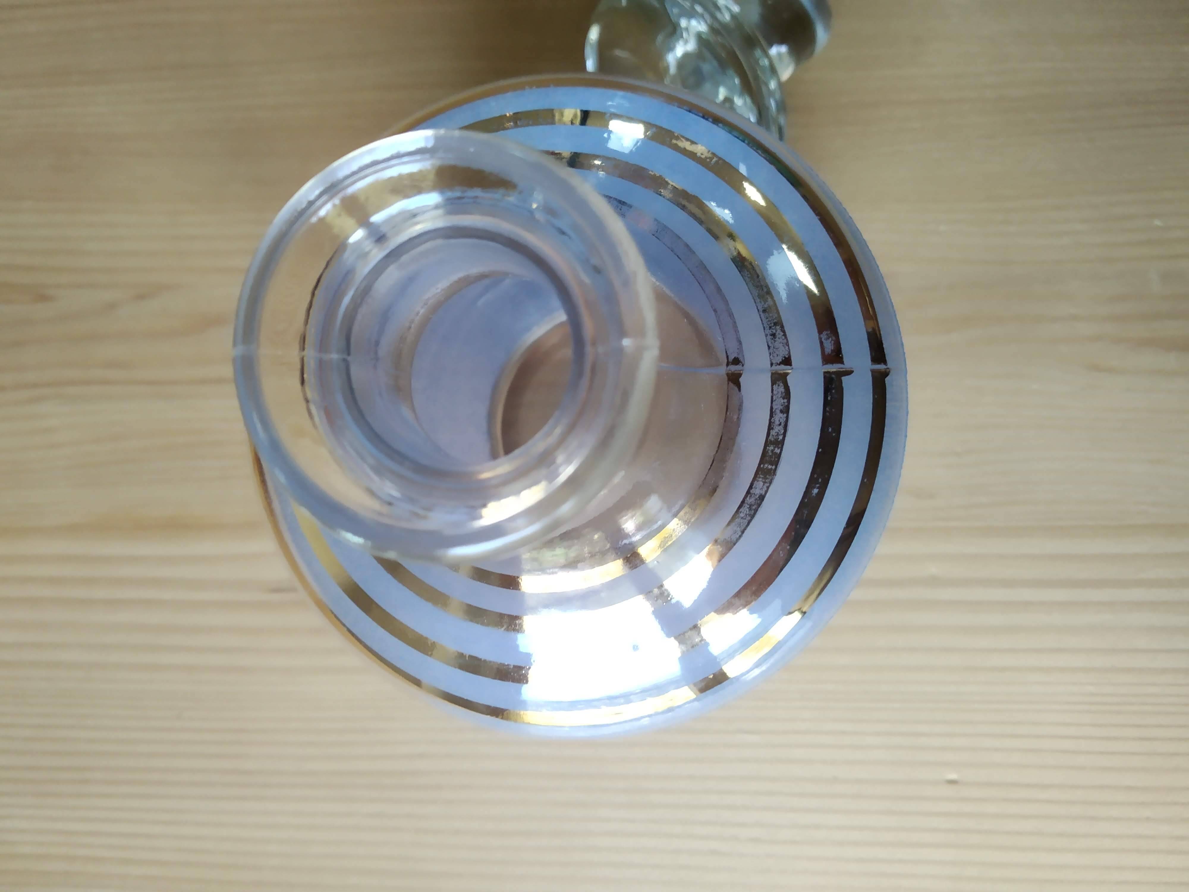 Carafe à liqueur en verre granité bleu Art Déco