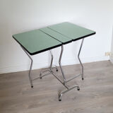 Folding table in formica