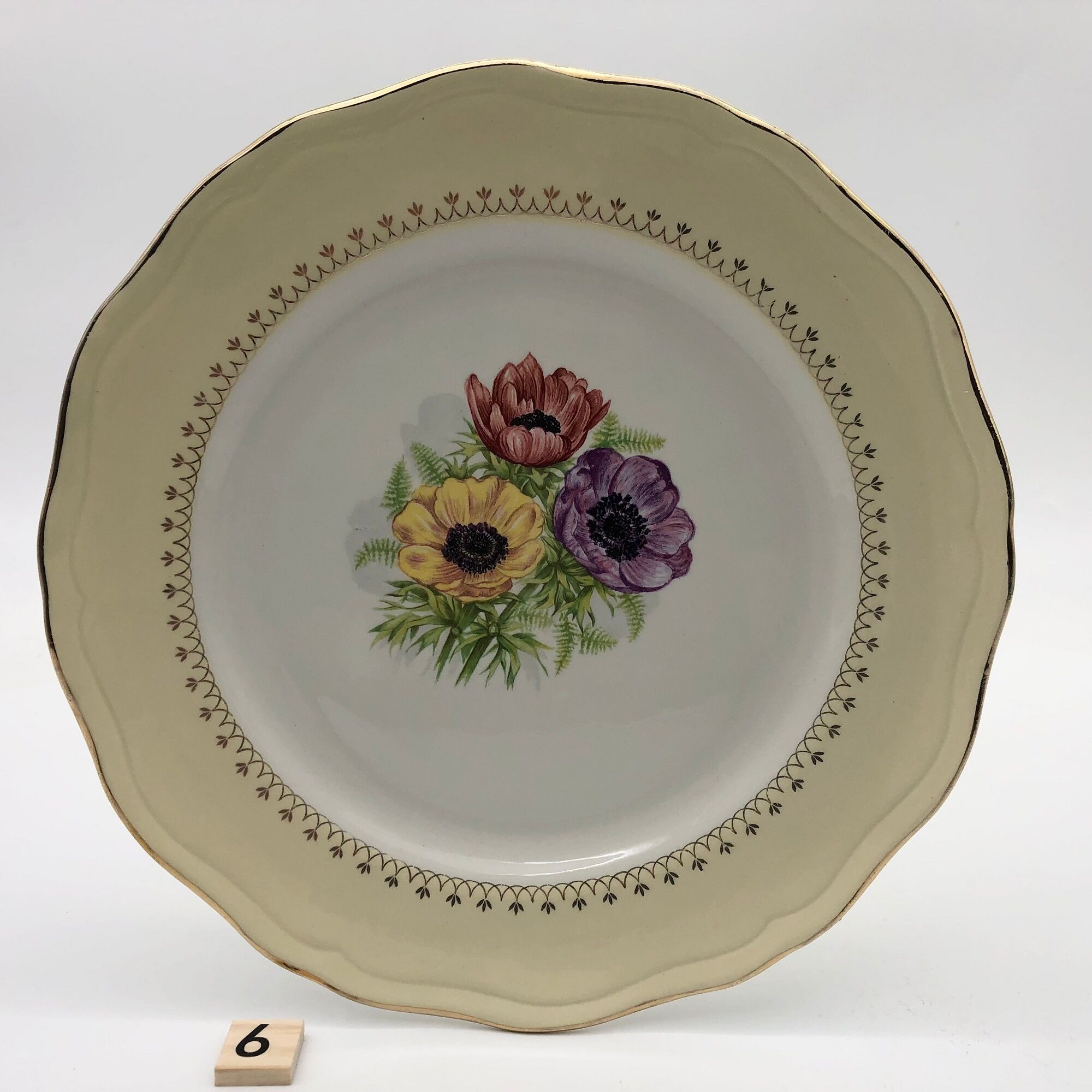 6 flat plates "L'Amandinoise" model "Coopelia"