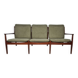 Vintage Scandinavian sofa by Svend Aage Eriksen for Glostrup 1960