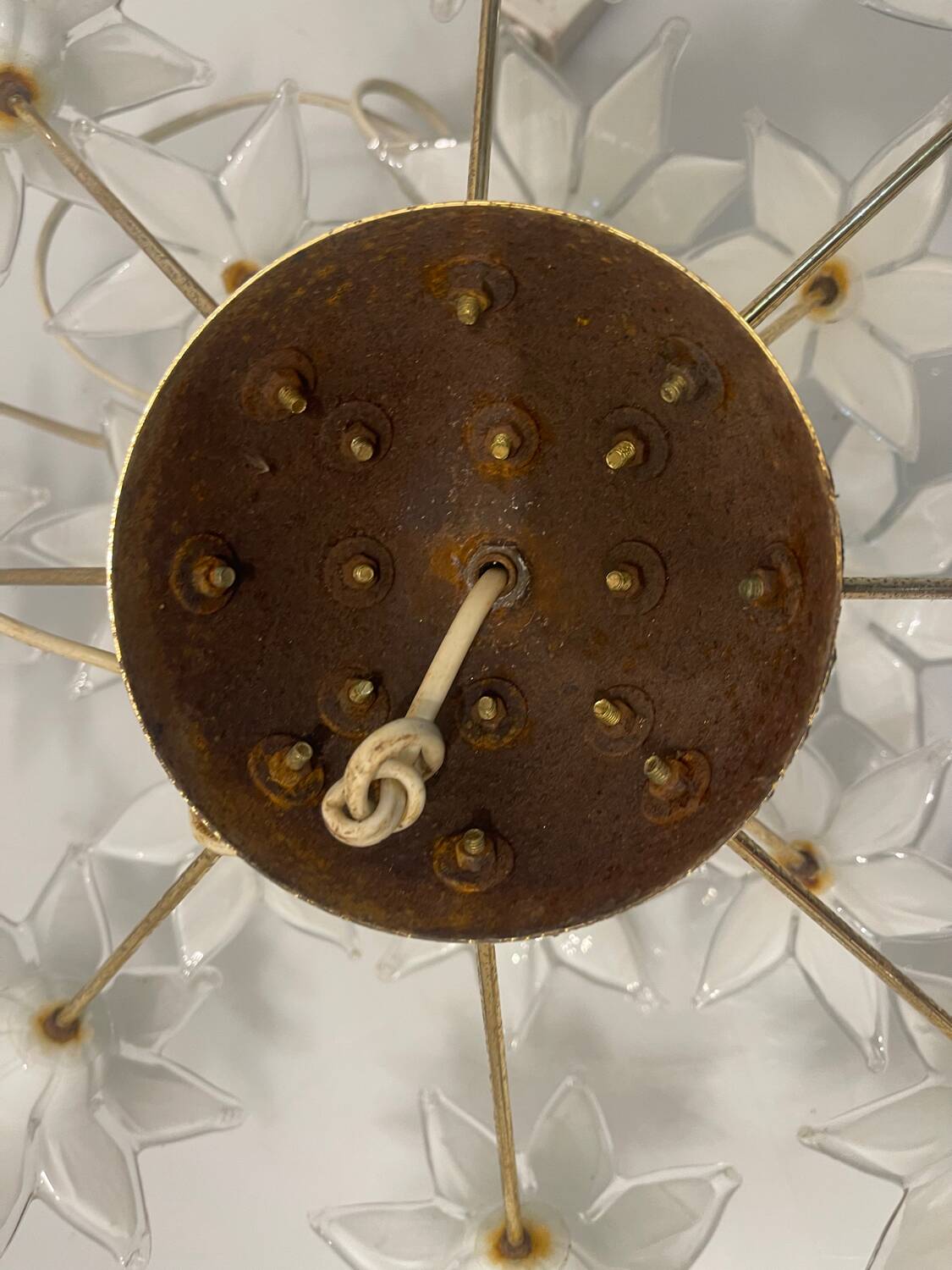 Lampe de table en verre de Murano blanc et laiton, années 1970