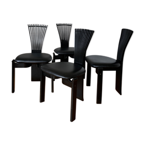 4 chaises Totem par Torstein