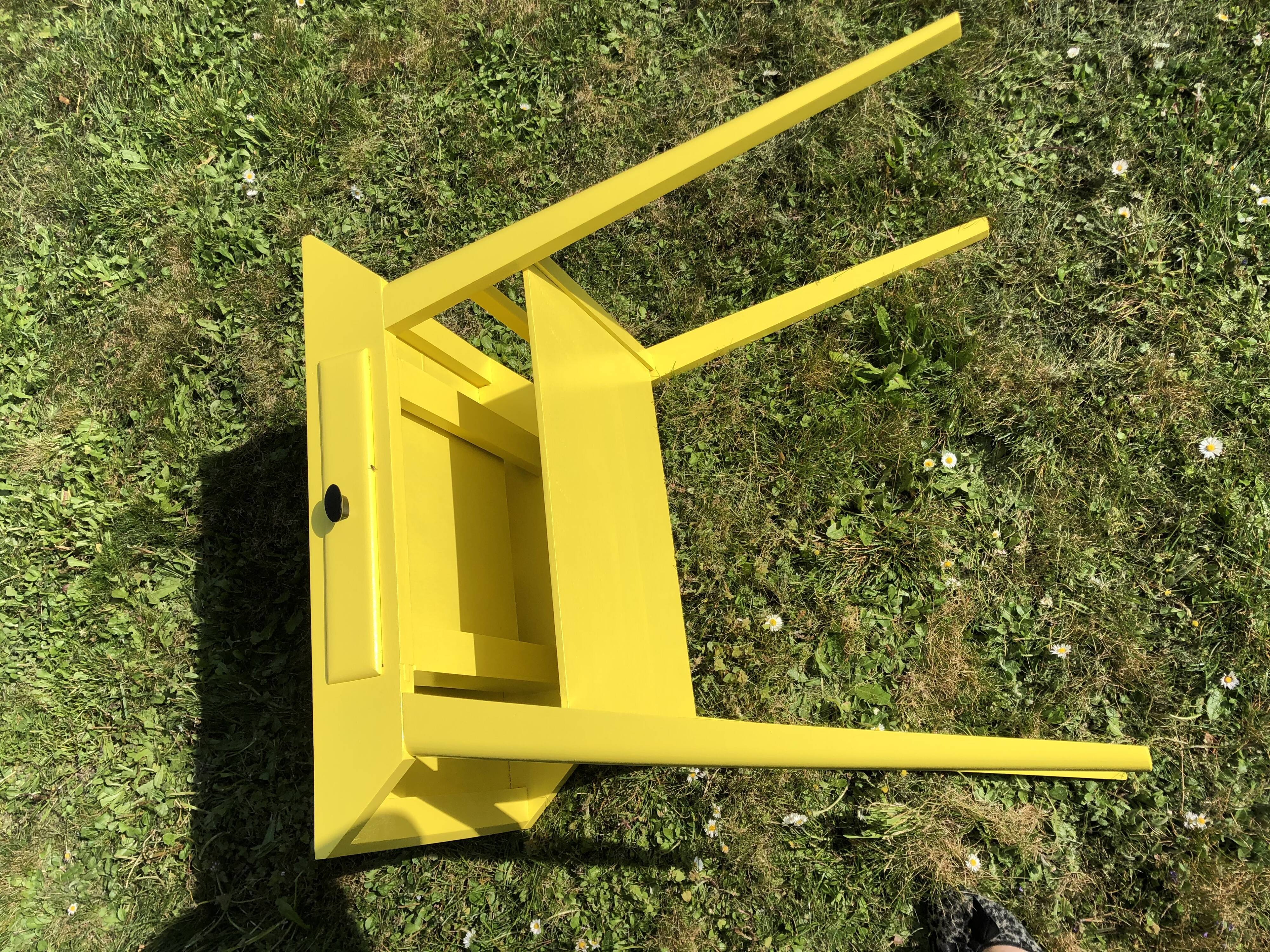 Design side table with compass feet