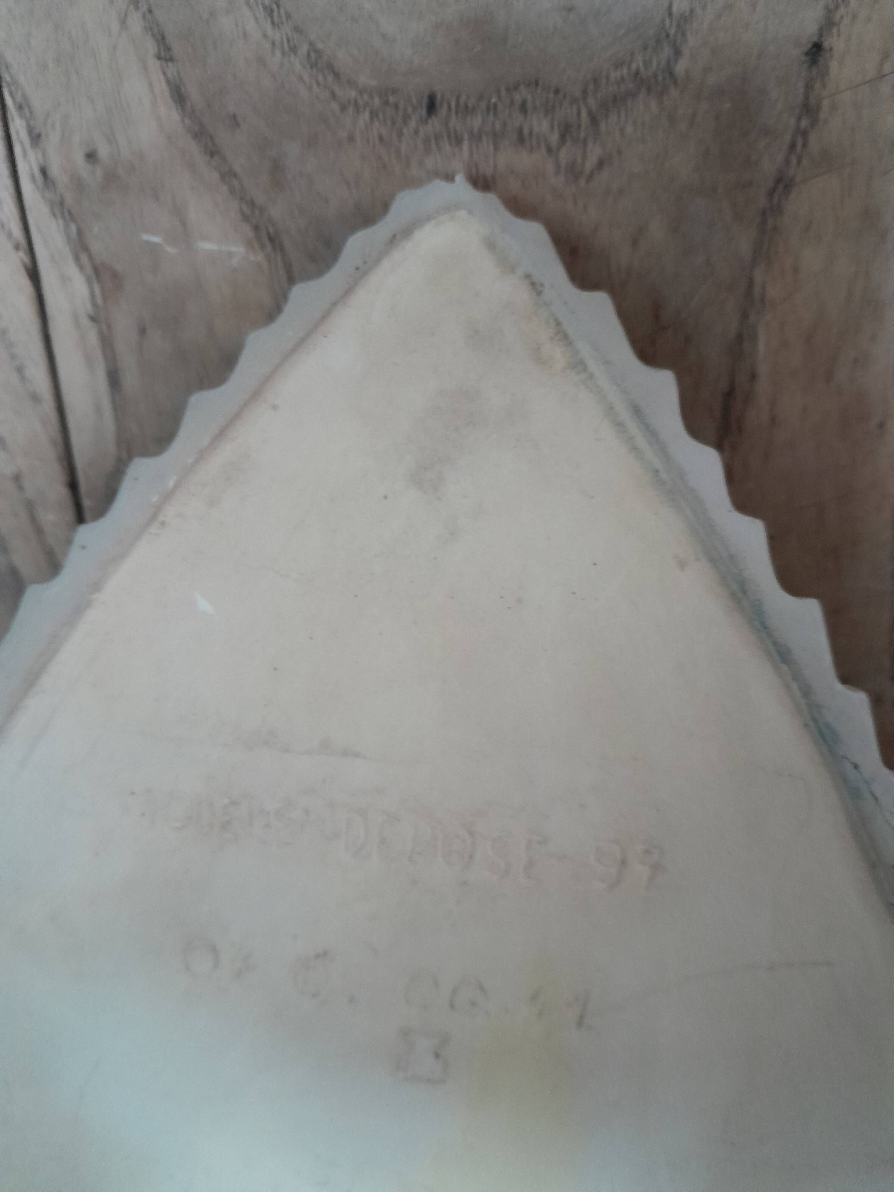 Applied leaf sepad in stuff