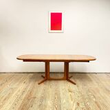 Extendable mid century oval teak dining table by Glostrup, 1960s