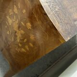 Curved and inlaid chest of drawers, Louis XV style, late 19th-early 20th century