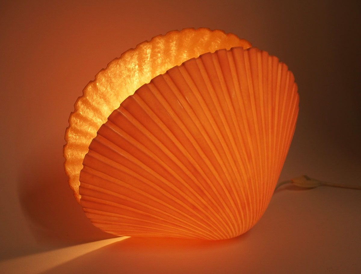 Shell lamp design Michèle Mahé, distributed to Disderot