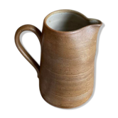 Pitcher in Berry sandstone