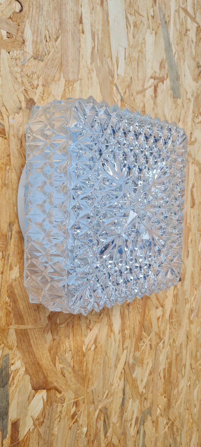 Chiseled glass ceiling lamp