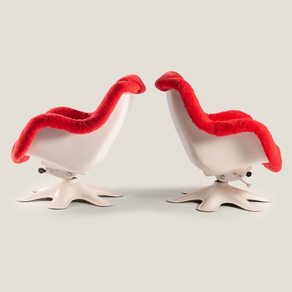 Pair of armchairs M418 – Yrjö Kukkapuro