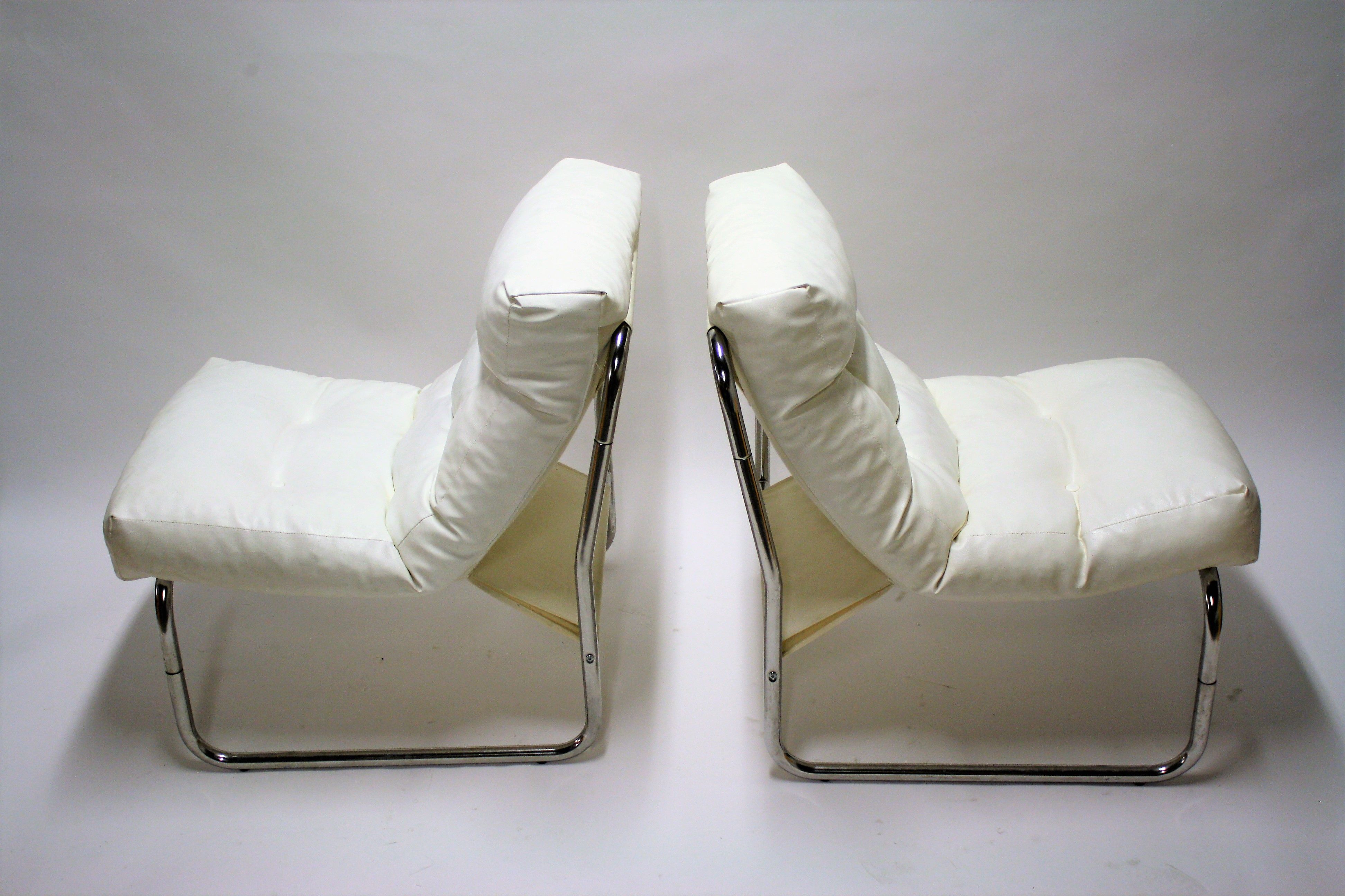 Pair of vintage lounge chairs by Gillis Lundgren  1970s