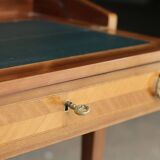 Charming desk with a blond wood structure. Work from the Faubourg (early 20th century).
