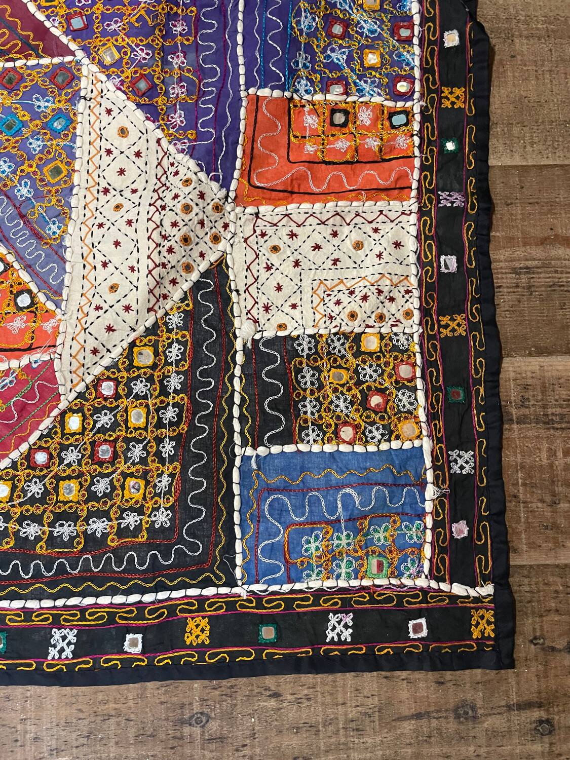 Oriental tablecloth with mirror and embroidery