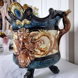 Mouzin-lecat brand onnaing flower pot from 1870 salamandre model