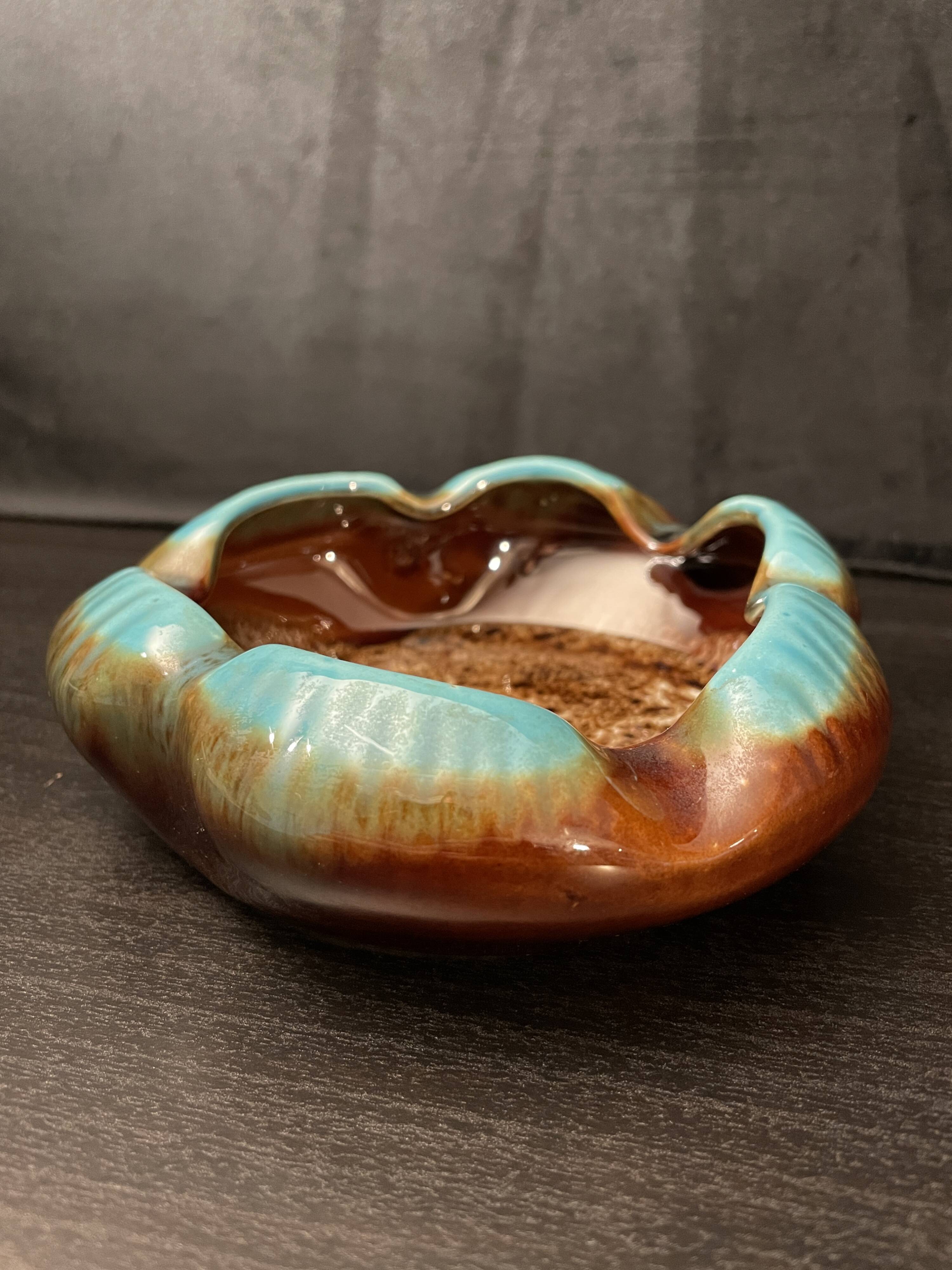 Marine ashtray