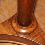 Empire walnut gueridon from the 19th century