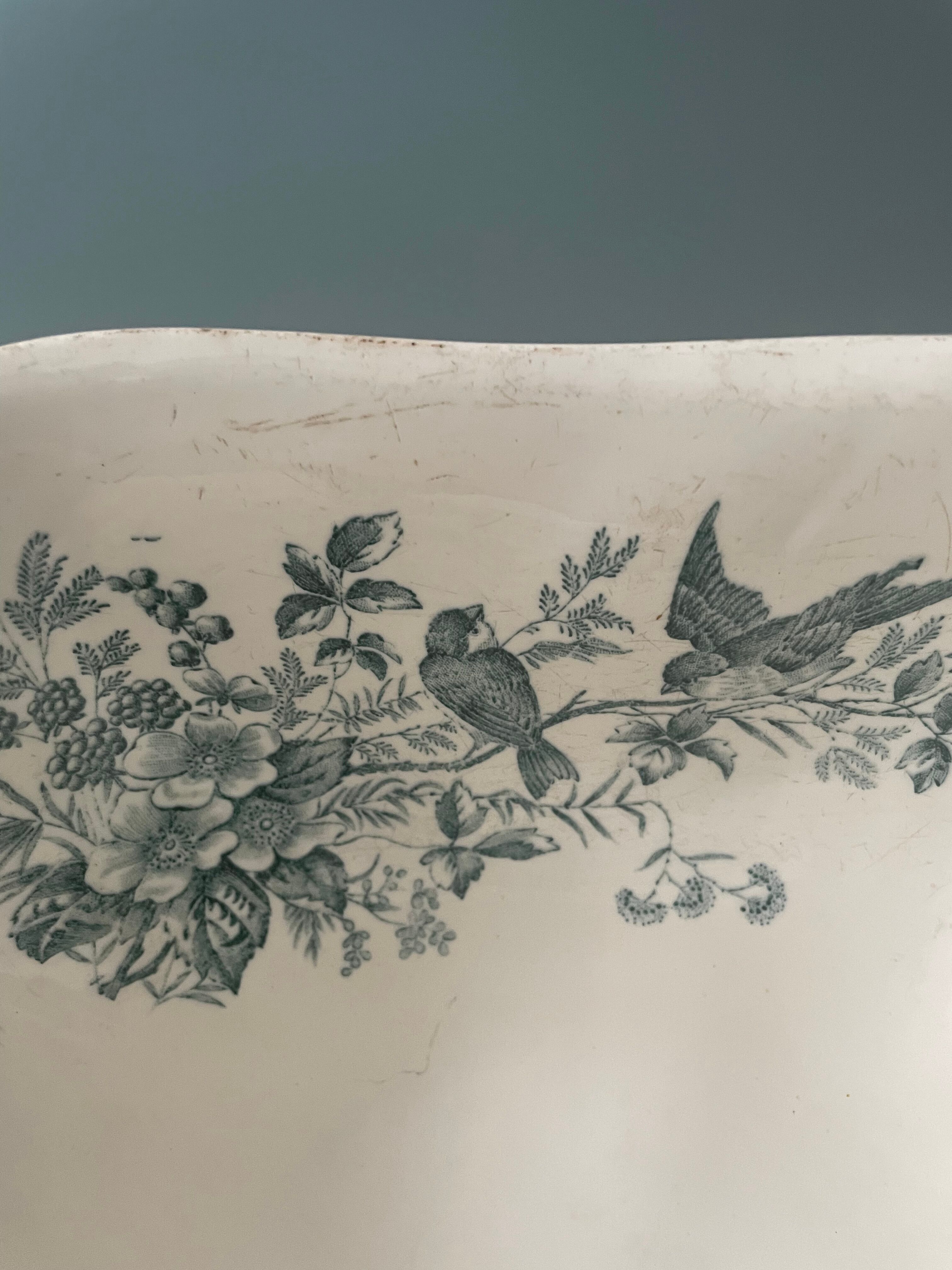 Nineteenth century earthenware bowl from Longwy, Mignon model