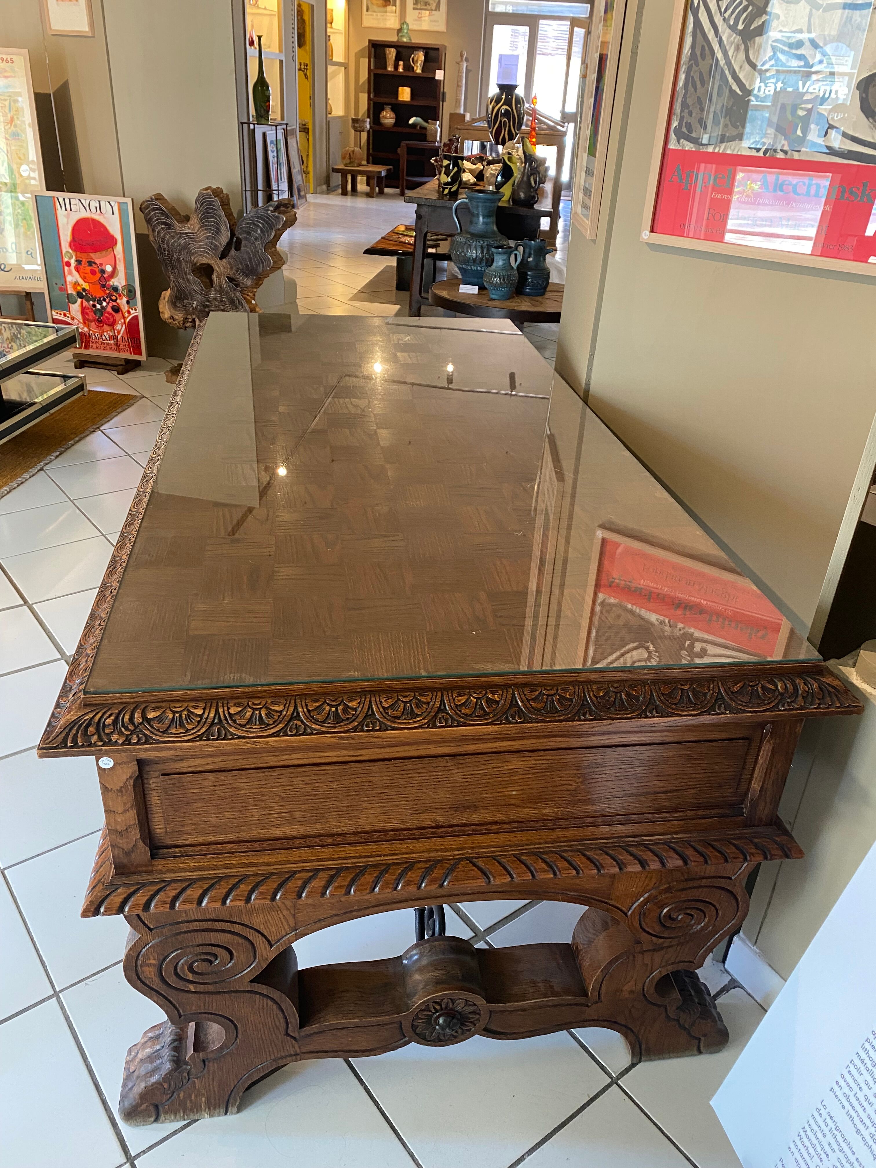 Bureau en chêne et verre