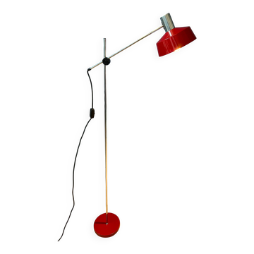 Adjustable red floor lamp in the style of Hoogervorst.
