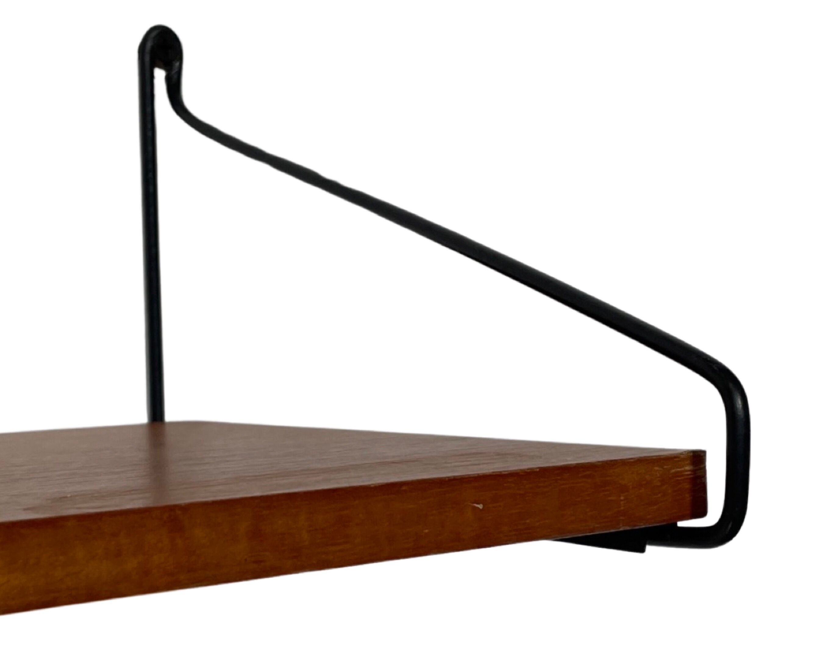 Étagère murale en bois de teck vintage