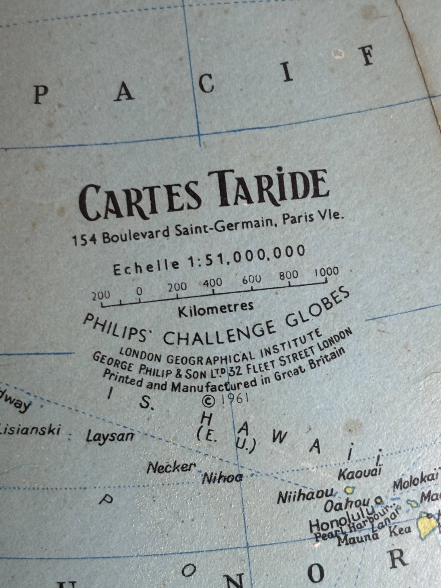 Vintage terrestrial globe 1961 world map Taride Paris - 36 cm