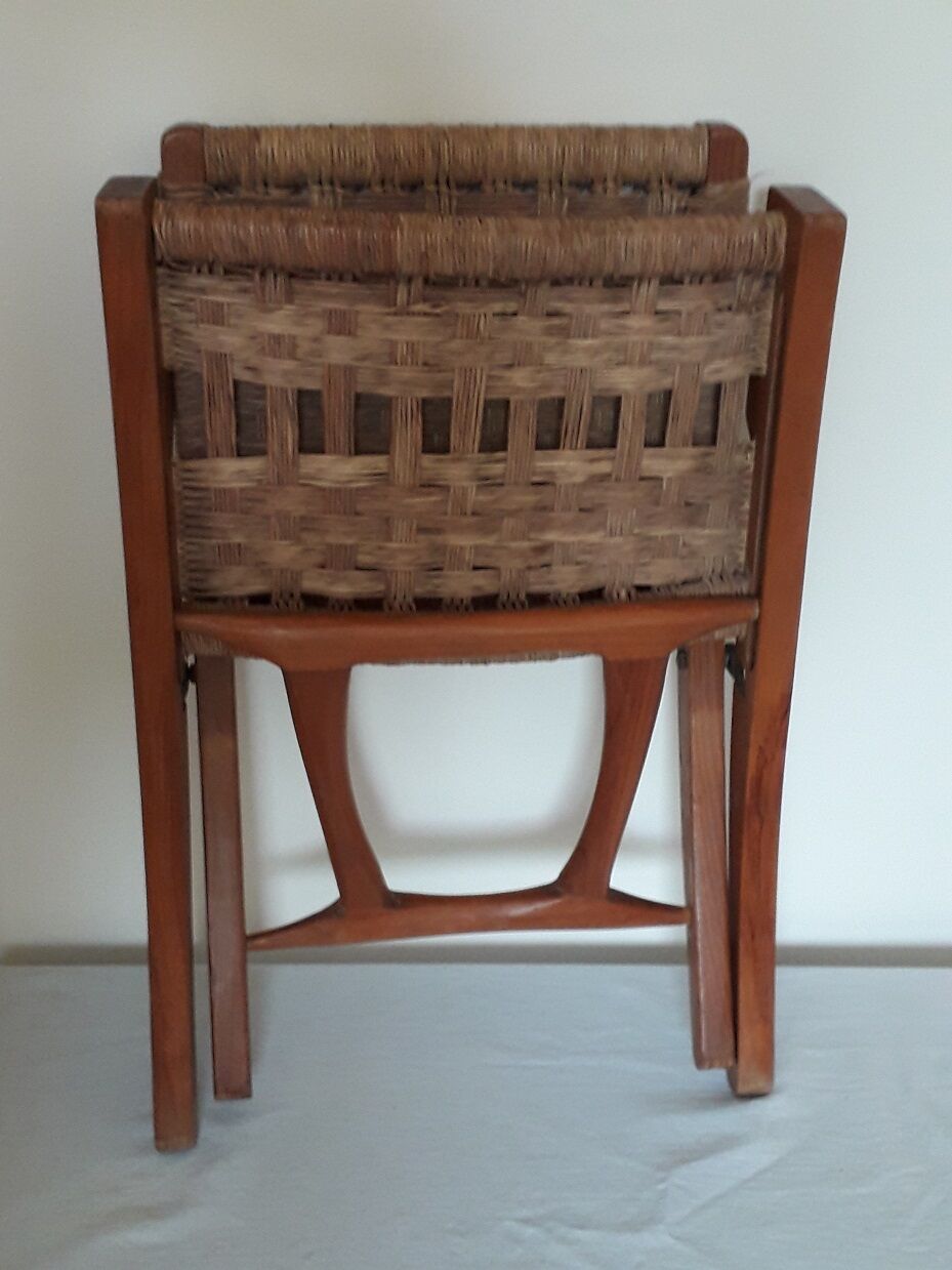 Chair child