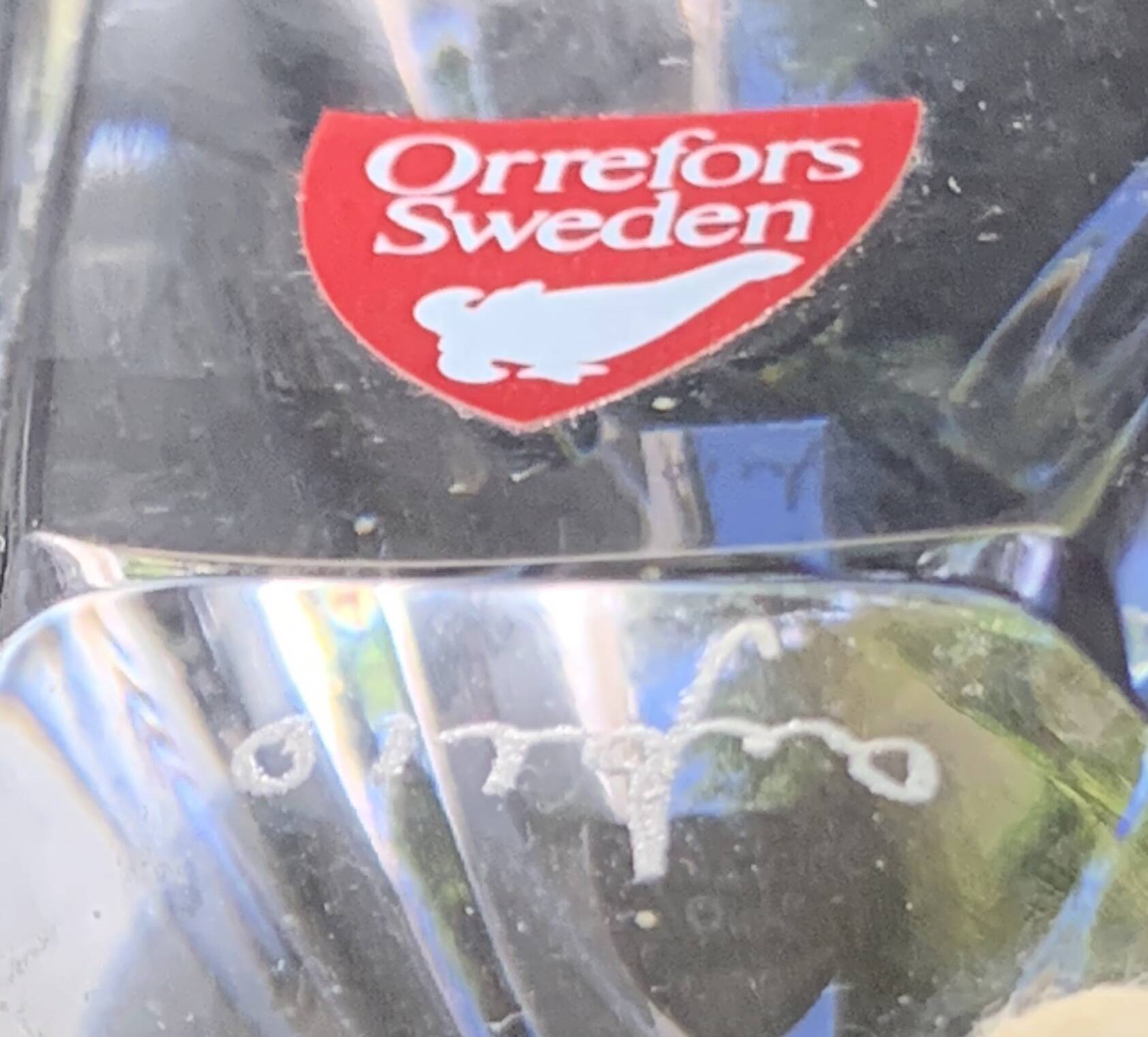 Crystal bowl in the shape of flowers, vintage Orrefors Sweden design