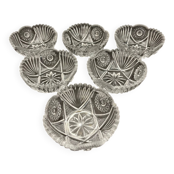6 cut glass cups