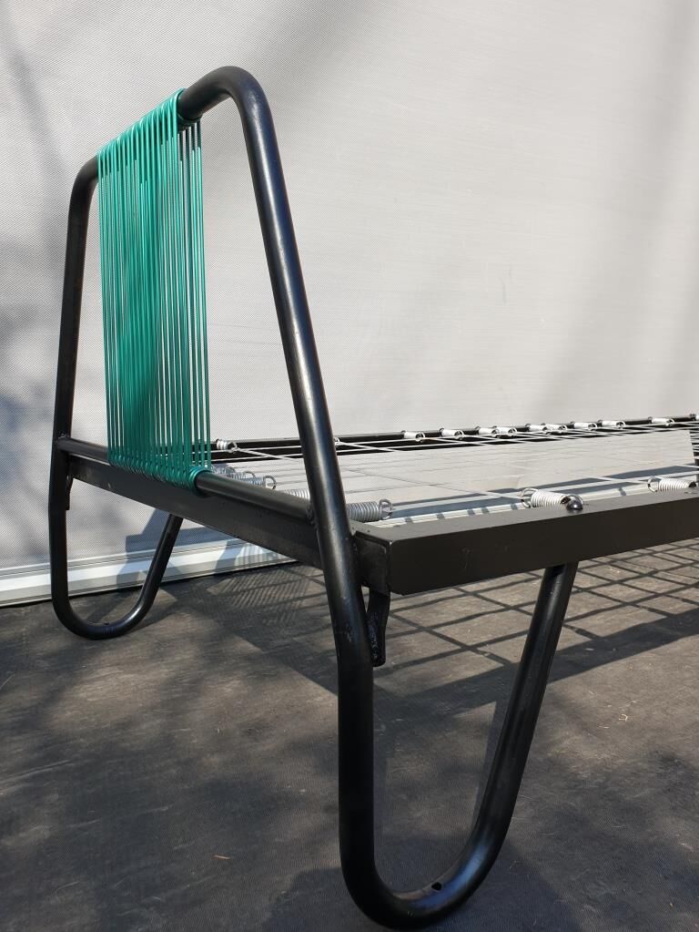 Metal bed  scoubidous green metal
