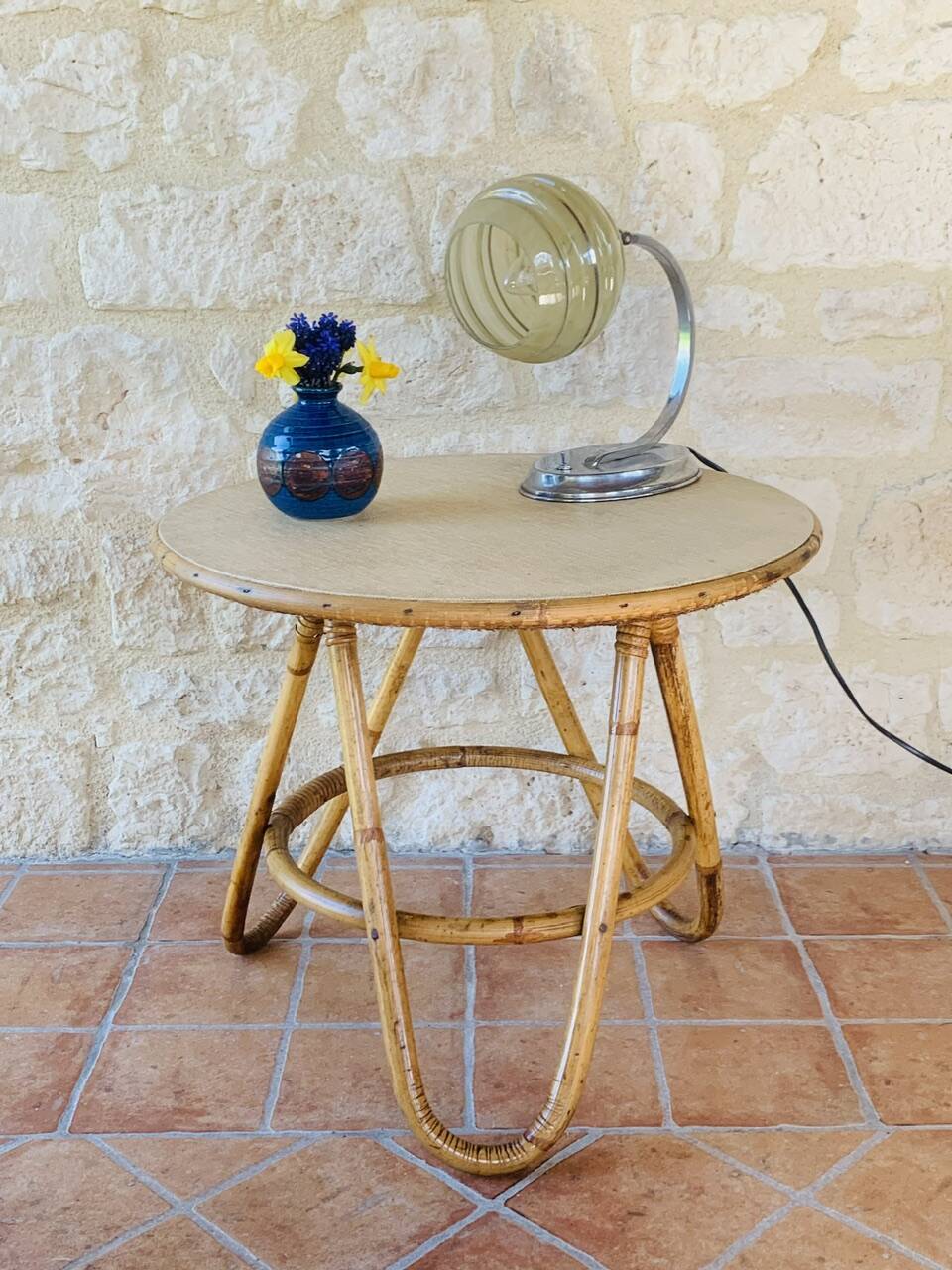 Table d'appoint en bambou et rotin circa 60's
