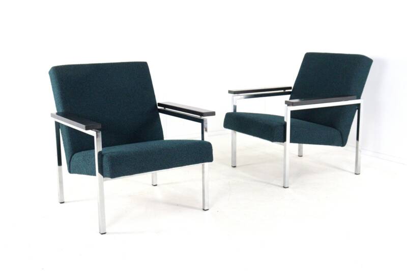Gijs van der Sluis armchair no. 30 | more pieces in stock - new upholstery